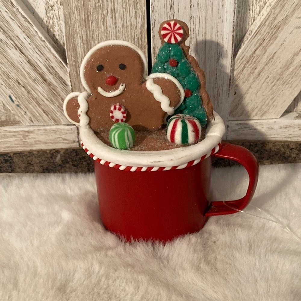 Gingerbread Man In Mug Decor